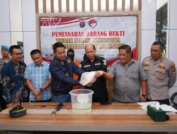 Polda Kaltim Musnahkan 1.056,37 Gram Sabu