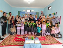 PLN NP Beri Beasiswa dan Perlengkapan Sekolah ke Murid KB Ceria Nusantara yang Lulus