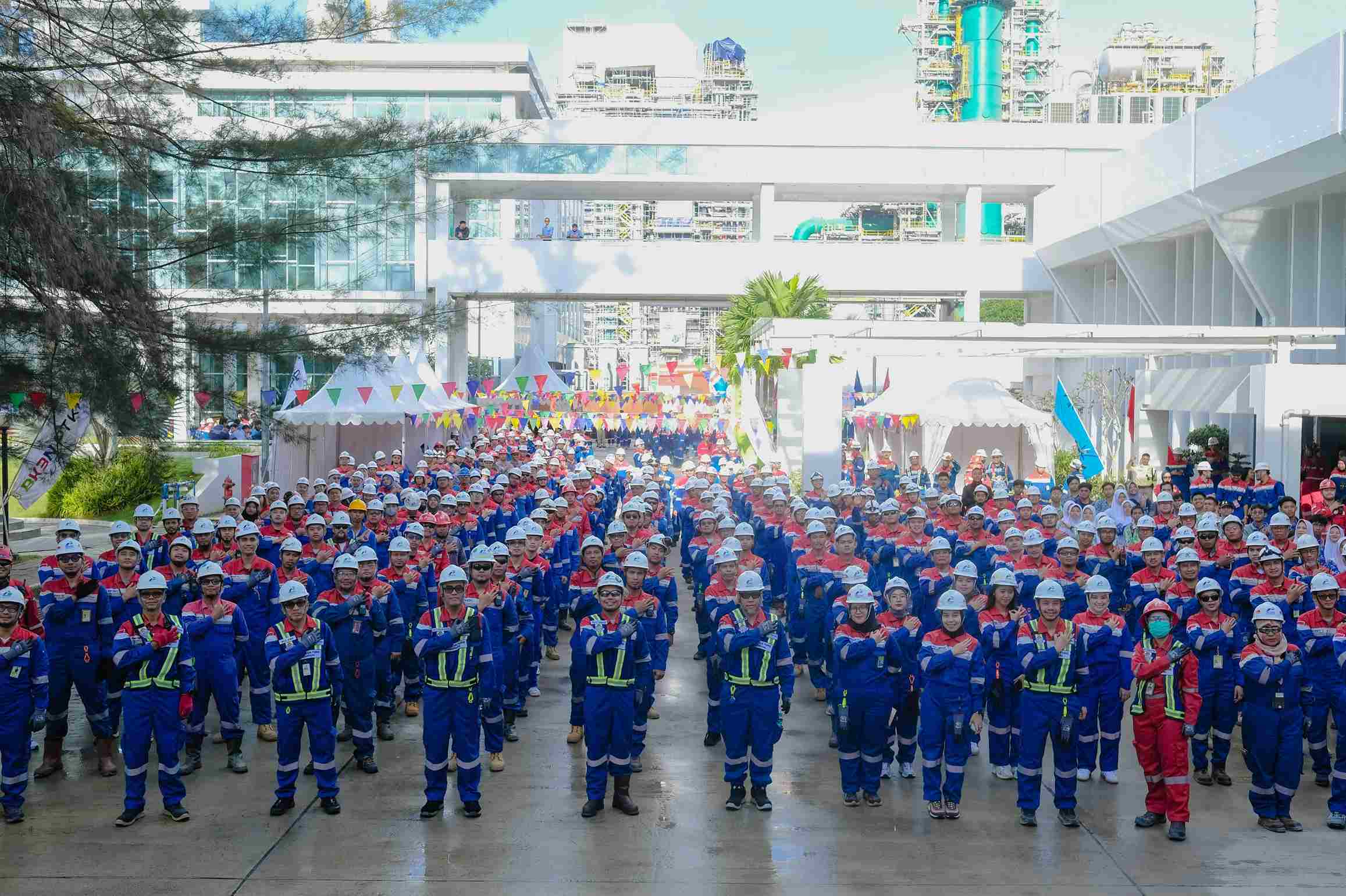 PT Kilang Pertamina Balikpapan (PT KPB) Resmi Menutup Rangkaian Kegiatan Bulan Keselamatan dan Kesehatan Kerja (K3) Nasional 2025 yang Berlangsung di Halaman Gedung Modification Site Office (MSO) pada Jumat (28/2).