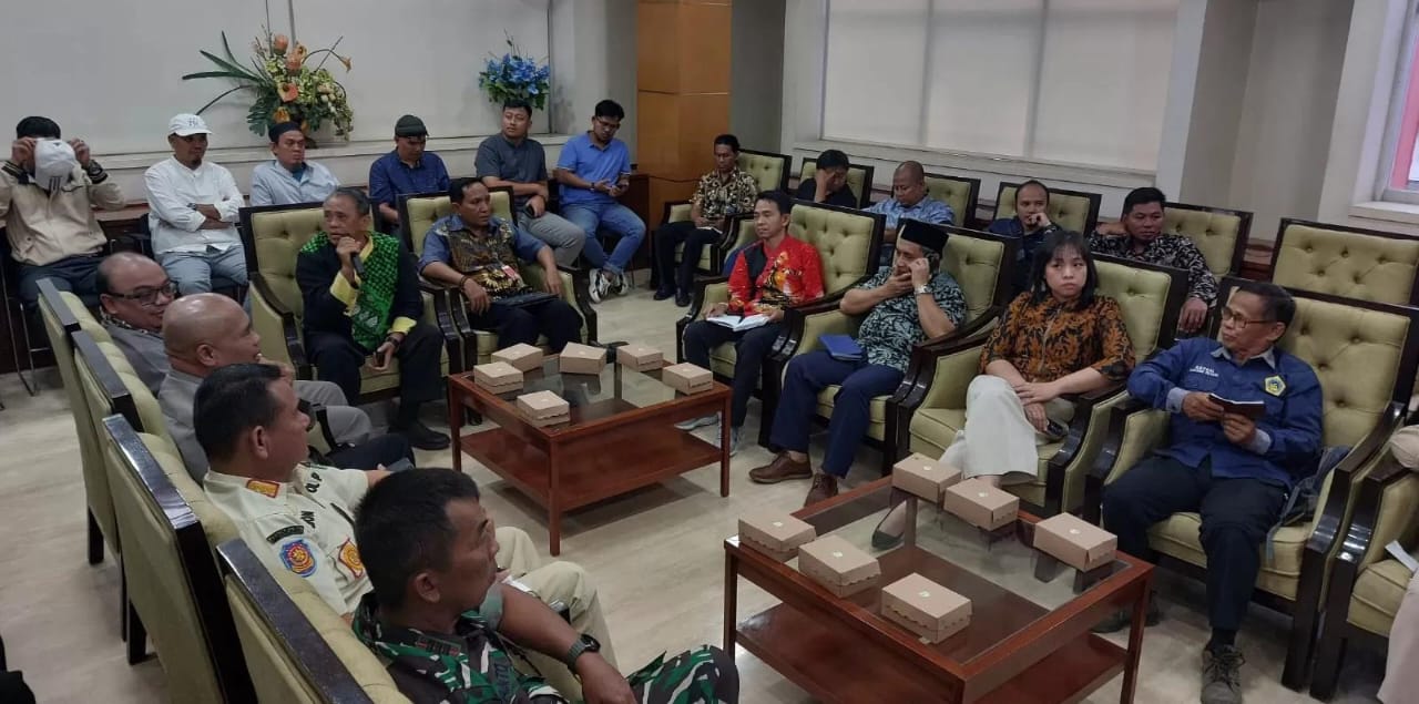 Asisten II Bidang Ekonomi dan Pembangunan Sekretariat Kabupaten (Setkab) Kukar, Ahyani Fadianur Diani mengikuti rapat Koordinasi (Rakor) bersama Kementerian Dalam Negeri (Kemendagri).