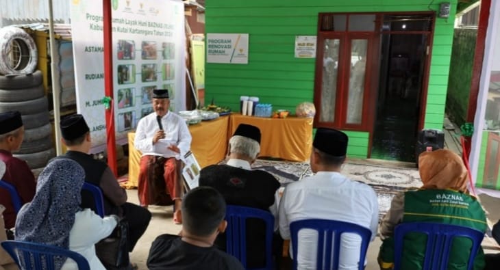 ILUSTRASI Bedah rumah di Loa Ipuh.