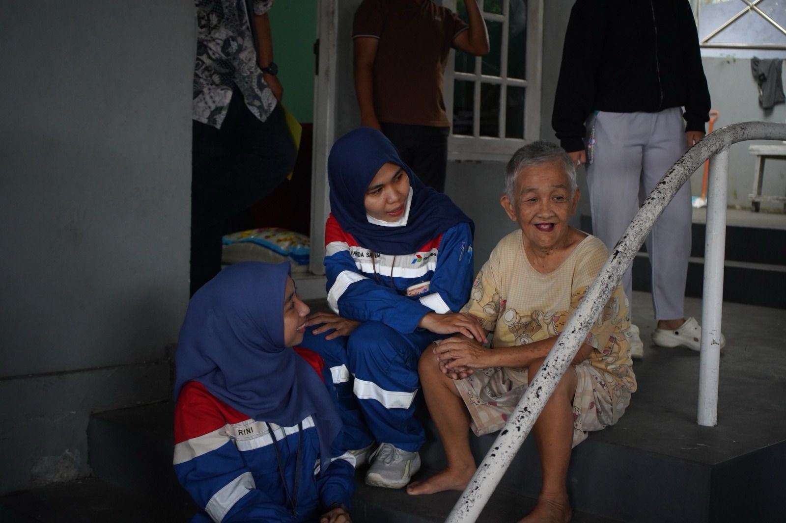 Bakti Sosial di Panti Jompo Bhakti Abadi, PT KPI Unit Balikpapan berbagi kasih di bulan Ramadan