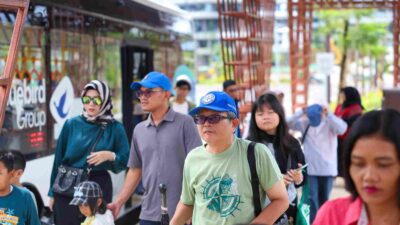 Suasana kunjungan masyarakat di Kawasan Inti Pusat Pemerintahan (KIPP) IKN selama libur Lebaran.