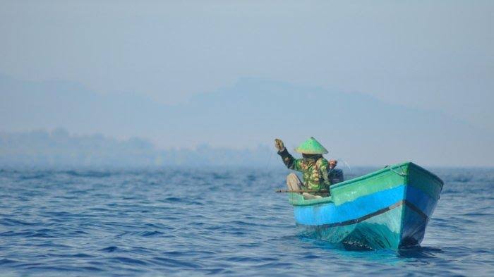 Nelayan di Kutai Kartanegara.