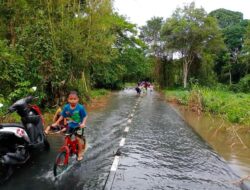 Banjir Landa Tenggarong, Camat Imbau Warga Tetap Waspada
