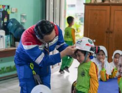Kilang Pertamina Balikpapan Tanamkan Semangat Belajar Lewat Program KPB Mengajar