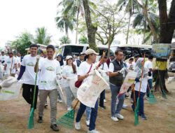 PLN UIP KLT Gelar Aksi Zero Waste Warriors, Angkut 230 Kg Sampah dari Pantai Cemara