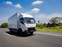 Program Baru Isuzu, Ringankan Perawatan ELF NMR hingga 2025