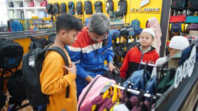 Senyum Anak Tunawisma Warnai Belanja Ceria KPI Balikpapan