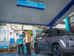 Pengguna Mobil Listrik Bertambah, Pengisian Daya SPKLU PLN Tembus 18 Ribu Transaksi