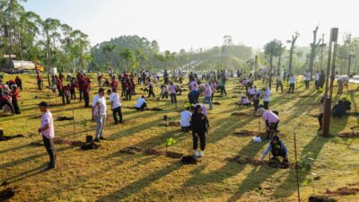 700 Pohon Ditanam di IKN, Basuki Sebut Menanam Sudah Jadi Gaya Hidup
