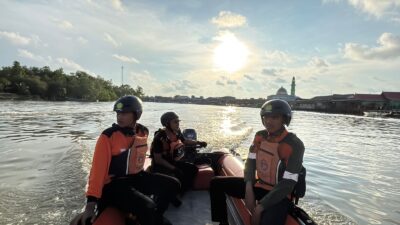 Terseret Arus Saat Menjaring Udang, Nelayan Kukar Masih Dicari