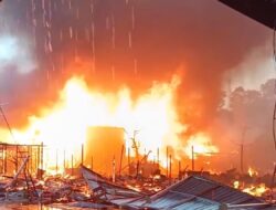 75 Bangunan Ludes di Tenggarong, 50 KK Kehilangan Rumah Gegara Api Mengamuk di Tengah Kemarau